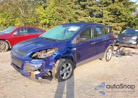 2015 Ford Escape S из США, поврежденный, VIN 1FMCU0F71FUB10204